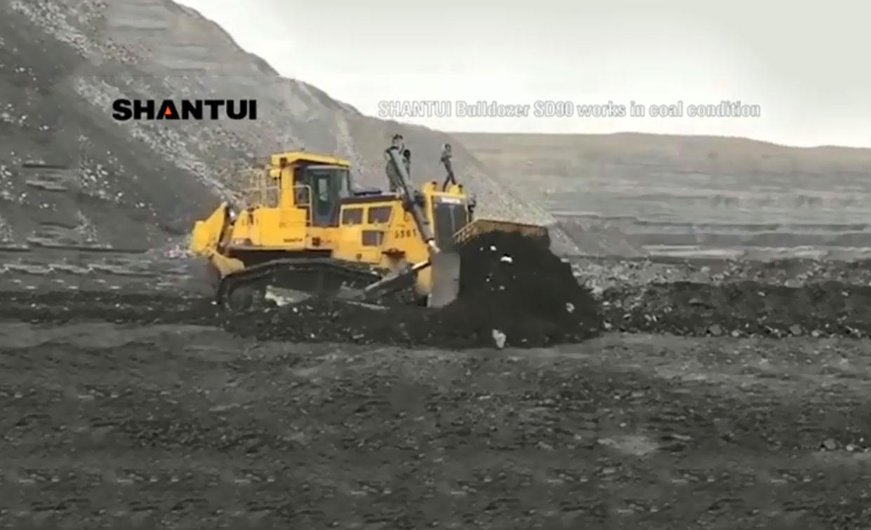 الجرافة SHANTUI SD90 تعمل في ظروف مناجم الفحم